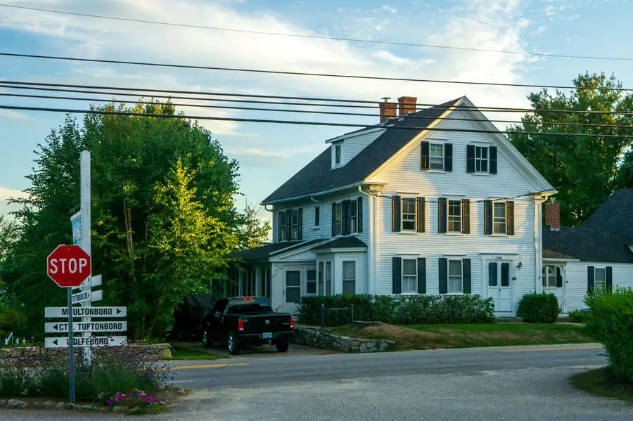 Quiet residential street in the New Milton area - resin driveways suit all property types