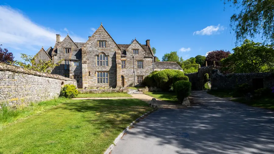 Historic stone building near Verwood - resin surfaces suit properties of all ages