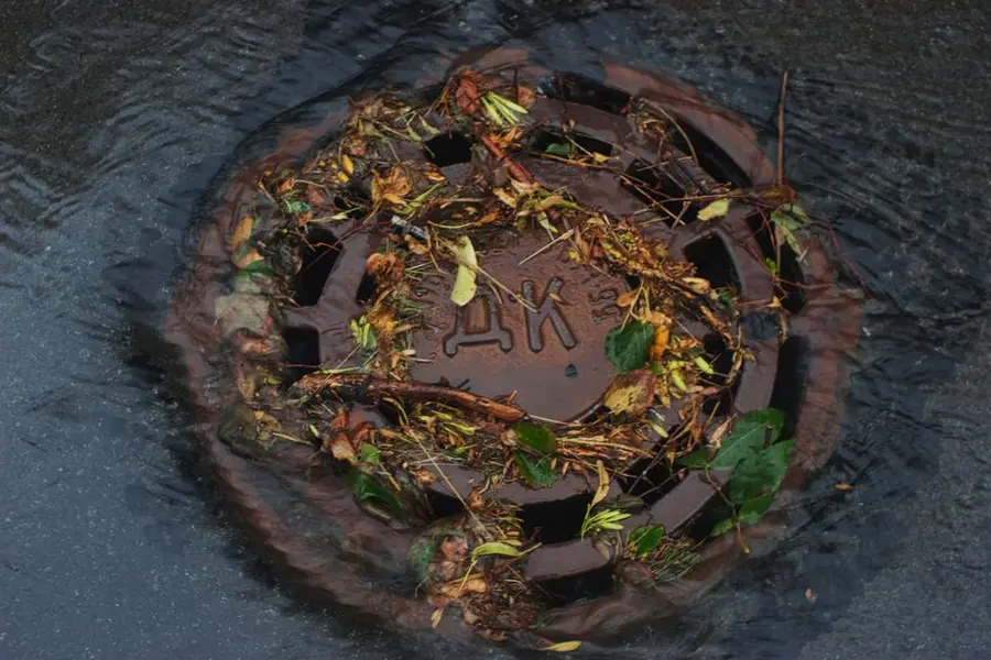 Close-up of a permeable resin bound surface that water drains through