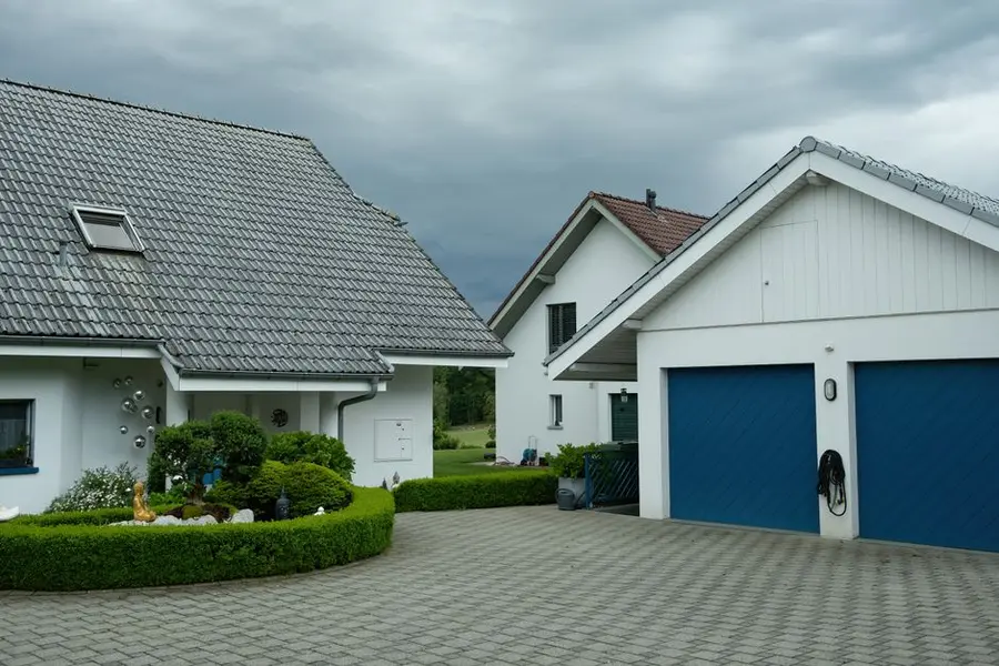 A modern resin driveway in a contemporary colour at a Bournemouth home
